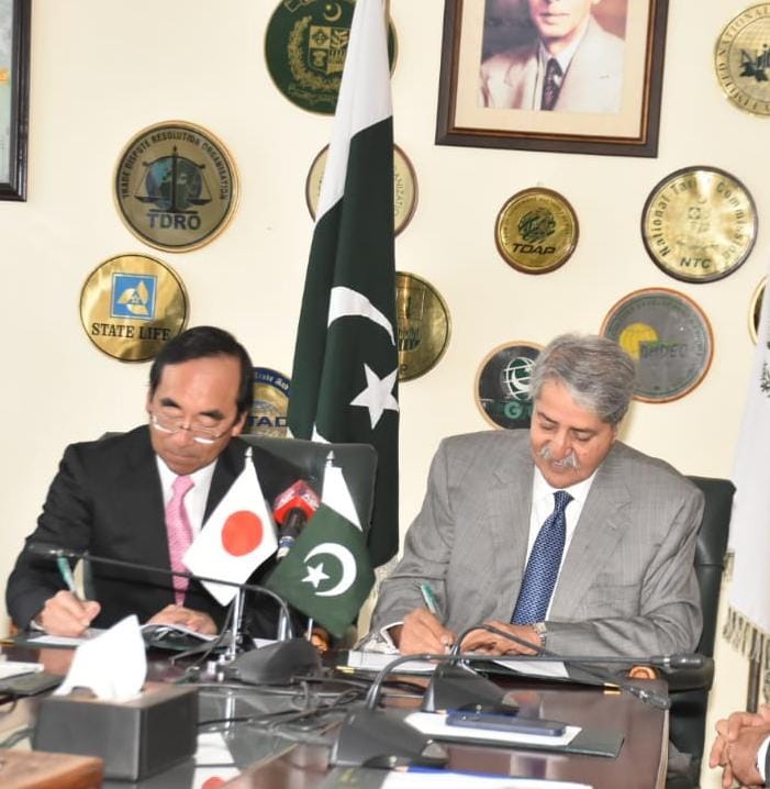Pakistan-Japan signs minutes of 7th Joint Government Business Dialogue.