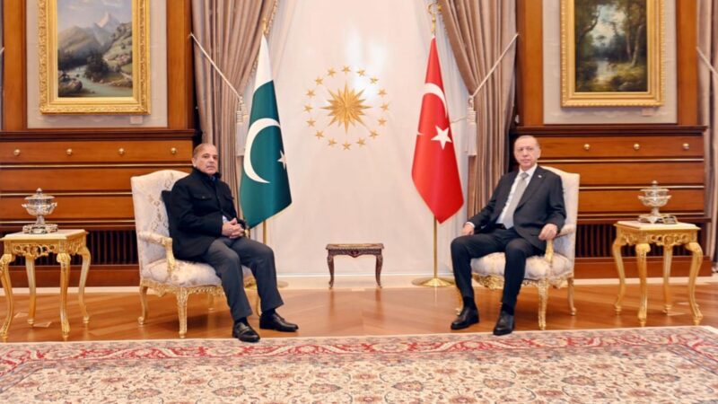 Prime Minister Muhammad Shehbaz Sharif was received by President Recep Tayyip Erdogan at Presidential Complex in Ankara.