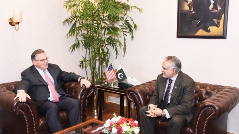 AMBASSADOR DONALD BLOOME EXPRESSED CONFIDENCE ON THE POLICIES OF THE GOVT.