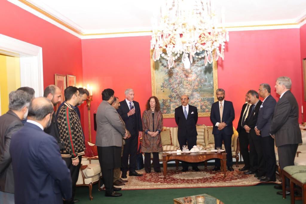 Ambassador Masood Khan hosts Pak business delegation attending ‘Select USA Summit’
