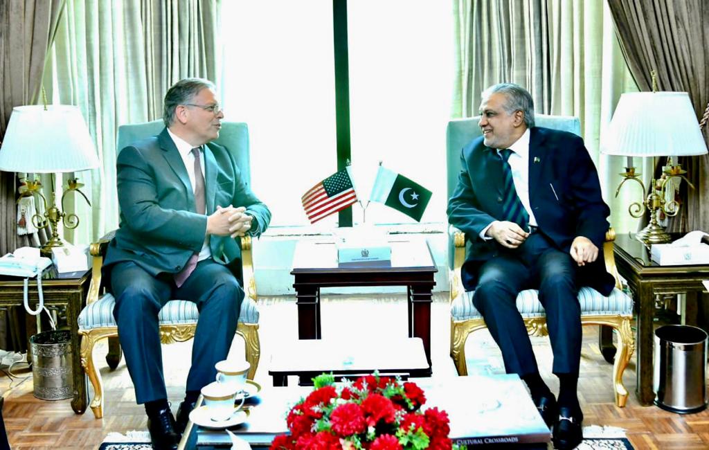 Finance Minister Ishaq Dar warmly greeted H.E. Mr. Donald Blome.