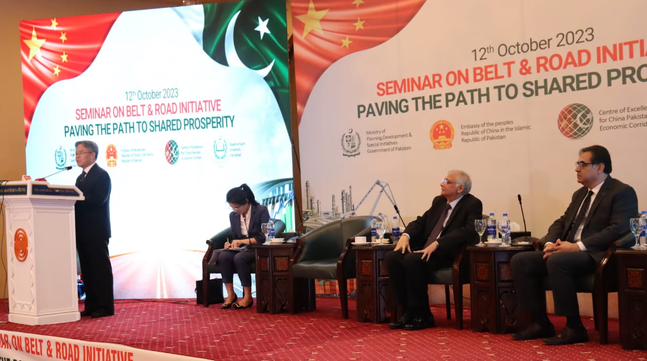 Chinese envoy appreciates Pakistan’s efforts in implementing CPEC projects.