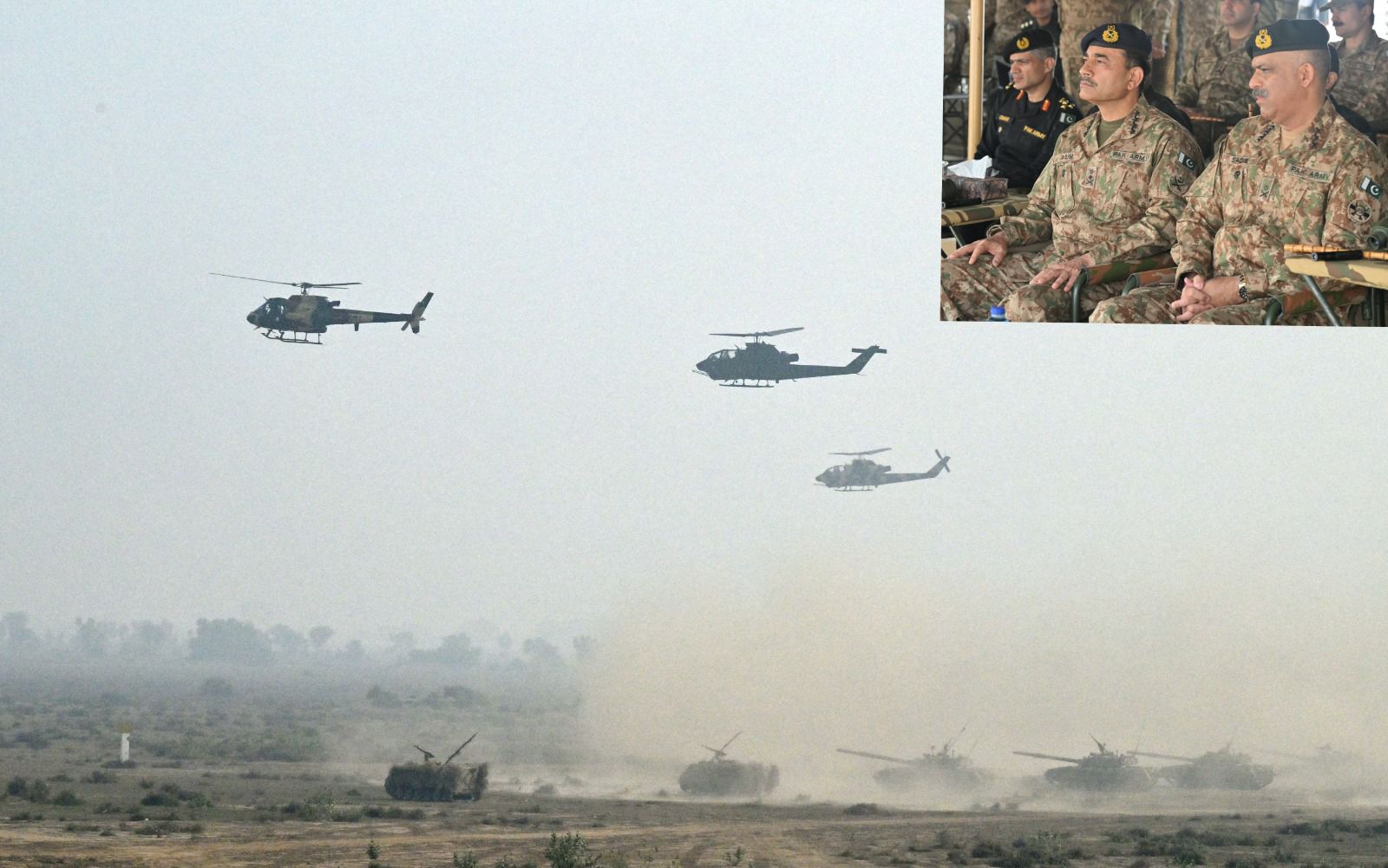 COAS visited troops at Khairpur Tamewali (KPT) to witness Field Exercise of Bahawalpur Corps.