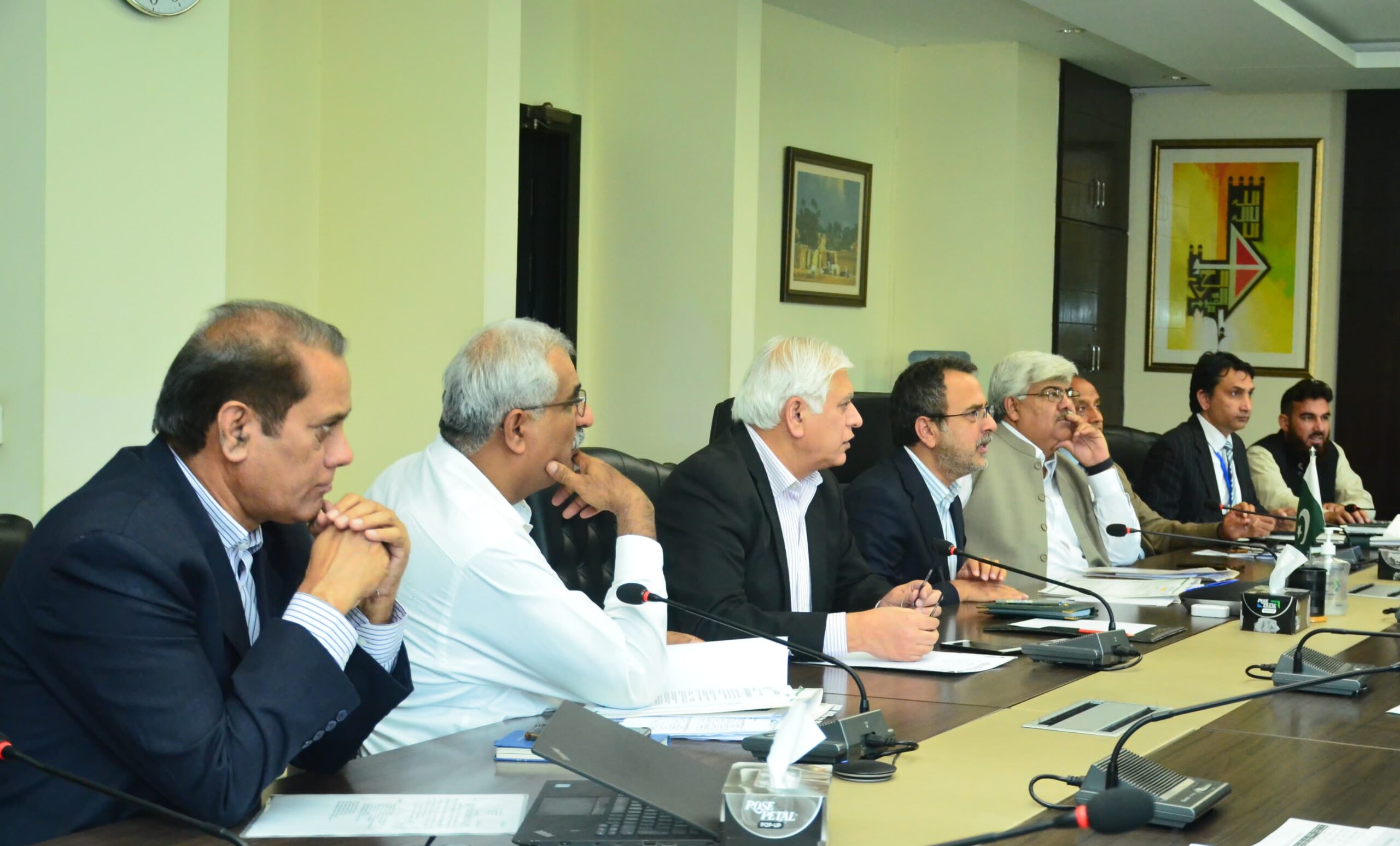 Federal Minister Chairs Meeting on Transitioning Balochistan’s Agricultural Tube Wells to Solar Energy.