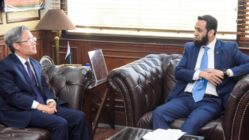 Chinese Ambassador to Pakistan Jiang Zaidong met Federal Minister Ataullah Tarar
