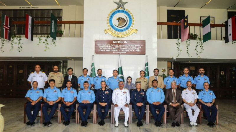Admiral Naveed Ashraf, CNS  Pakistan Navy visited PAF Air War College Institute Faisal.