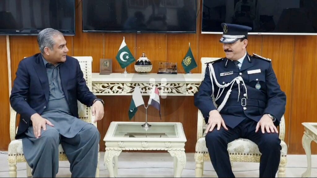 Federal Minister for Interior Mohsin Naqvi meets Commander of Iraq's ...