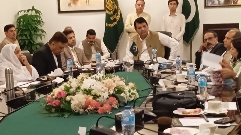 Federal Minister Engr Amir Muqam held meeting with representatives of (NGOs)  working for the welfare of Afghan Refugees.