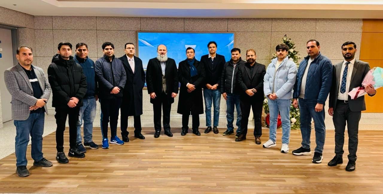 Federal Minister for Commerce Jam Kamal Khan Arrives in Korea to Strengthen Economic Ties.