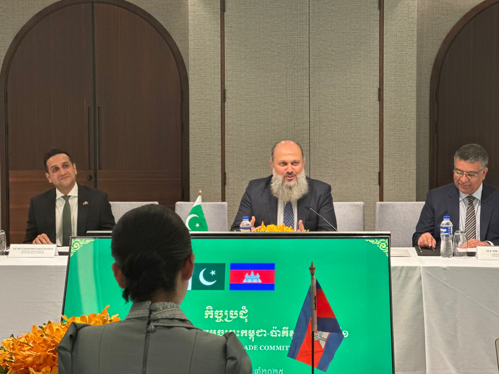 Historic First Session of Pakistan-Cambodia Joint Trade Committee Strengthens Economic Ties