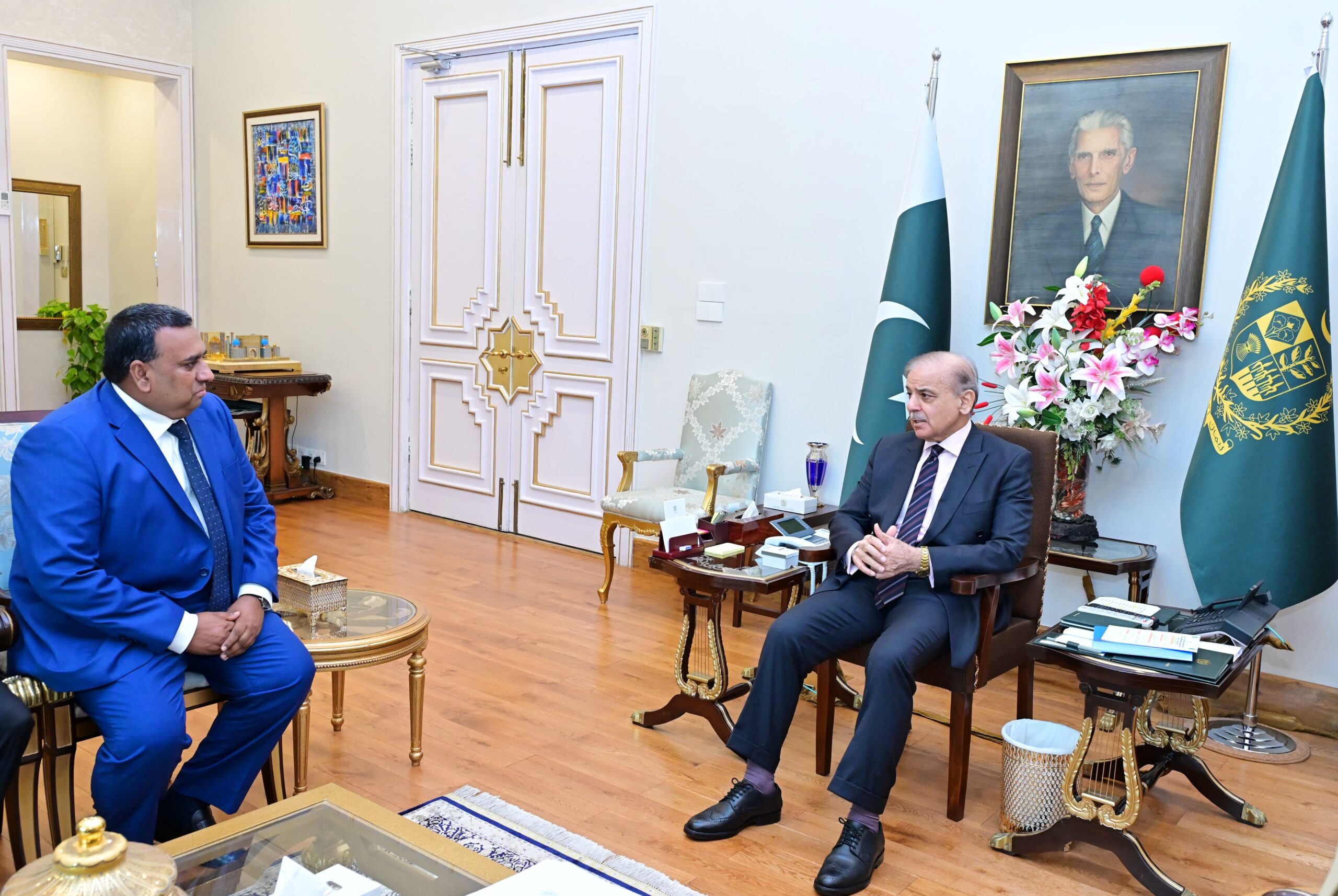 Prime Minister Meets High Commissioner of Bangladesh to Discuss Strengthening Bilateral Ties