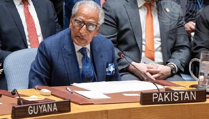 Pakistan supports global efforts to end the Russia-Ukraine war, urges restraint.