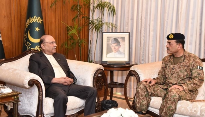 President and Field Marshal Discuss Internal and External Security Situation