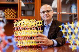 Saudi Scientist Omar Yaghi Awarded 2025 Nobel Prize in Chemistry