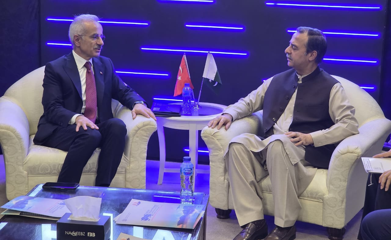 Pakistan and Türkiye discuss joint ventures in shipbuilding, explore launch of ferry service