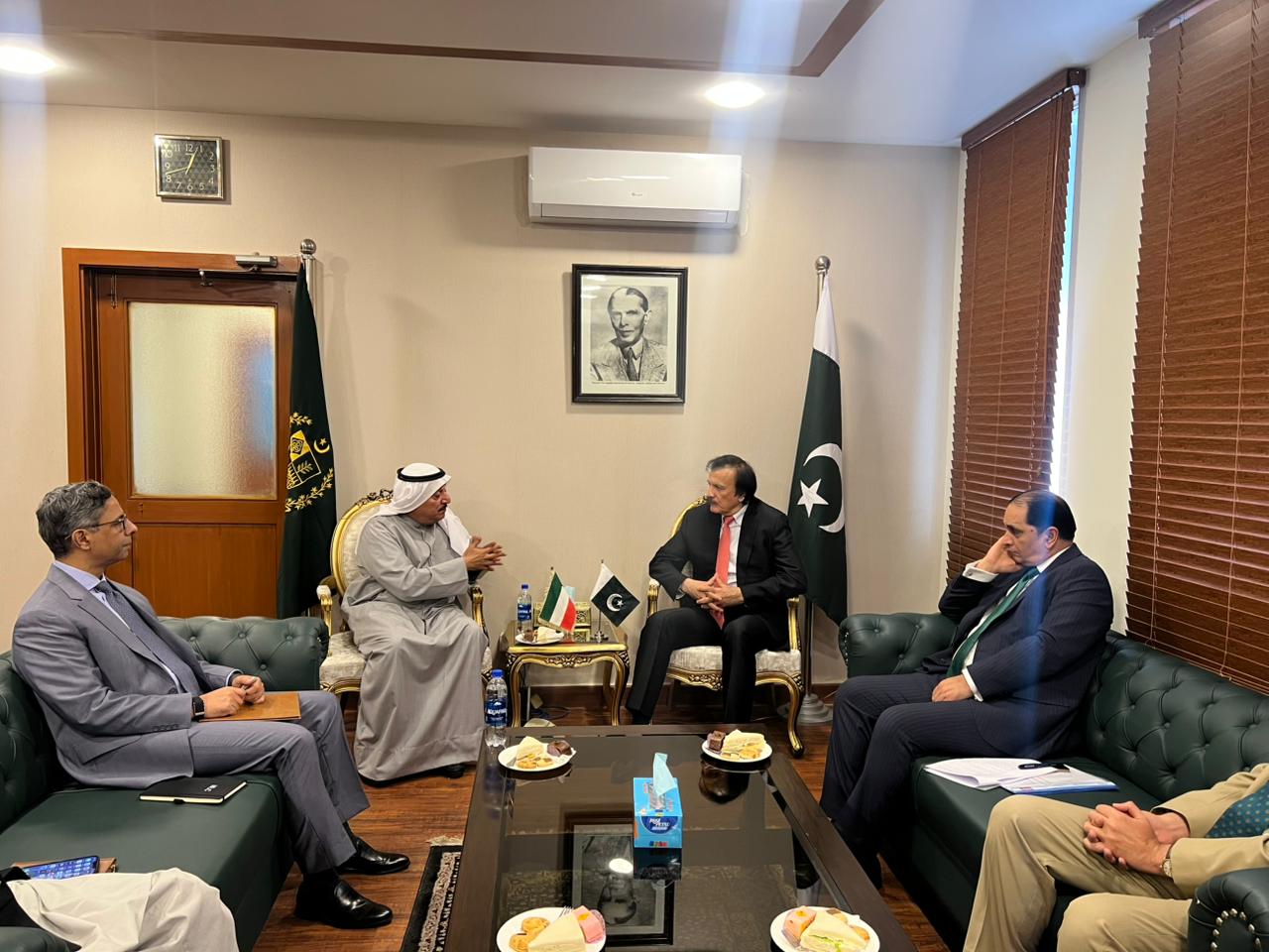 SAPM Haroon Akhtar Holds Talks with Kuwait Ambassador on Strengthening Bilateral Relations