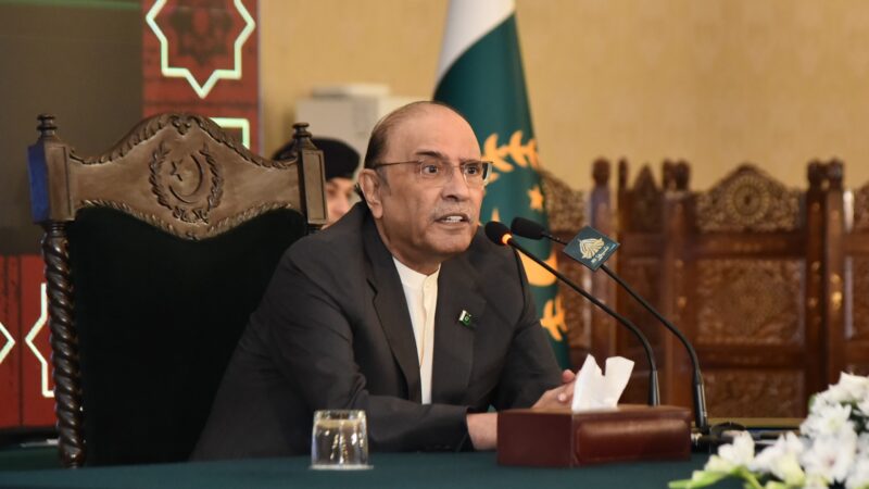President Zardari Calls for Dialogue, Development, and Water Security to Bring Stability to Balochistan