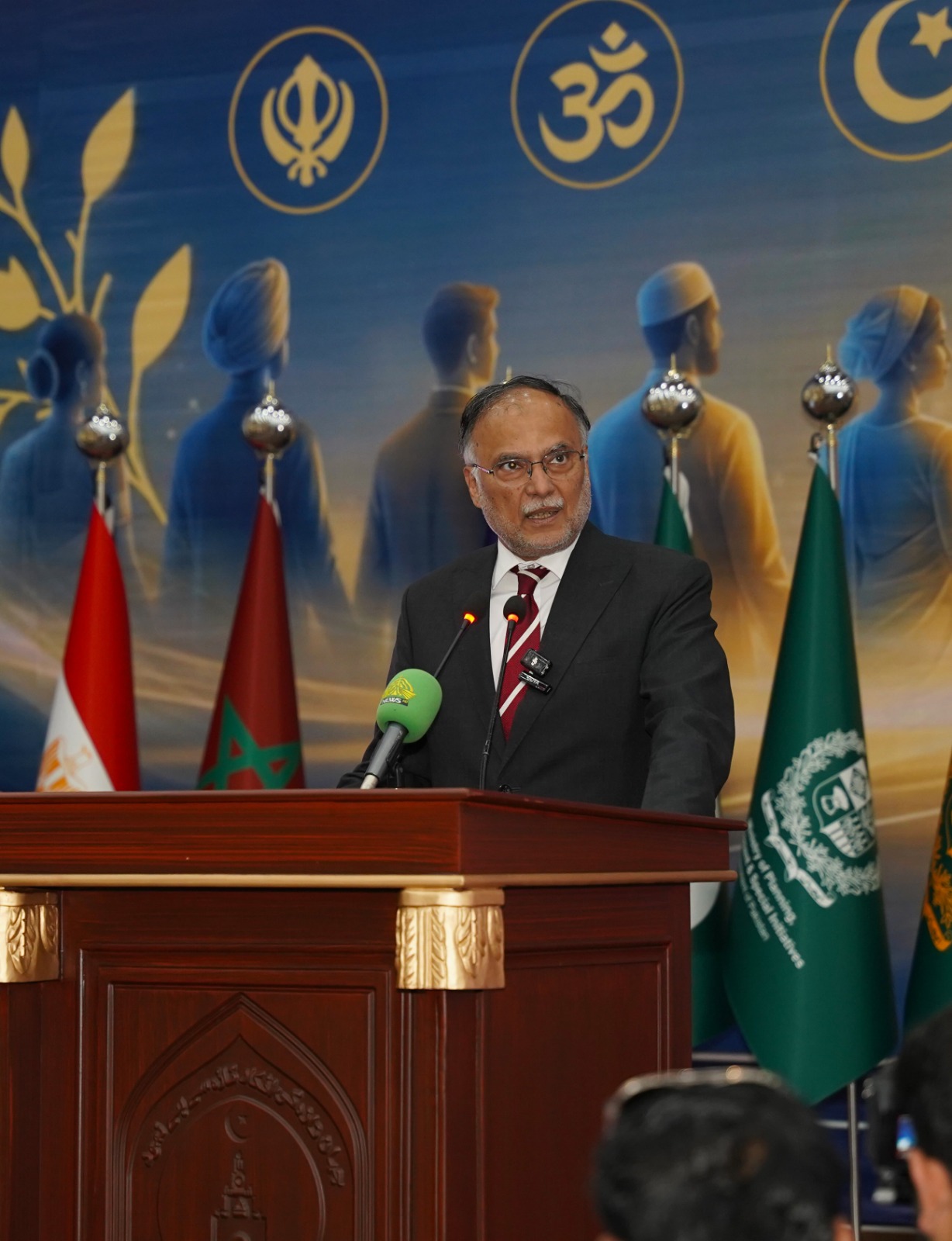 Ahsan emphasises dialogue for conflict resolution amid escalating tensions in Middle East at Narowal Peace Conference