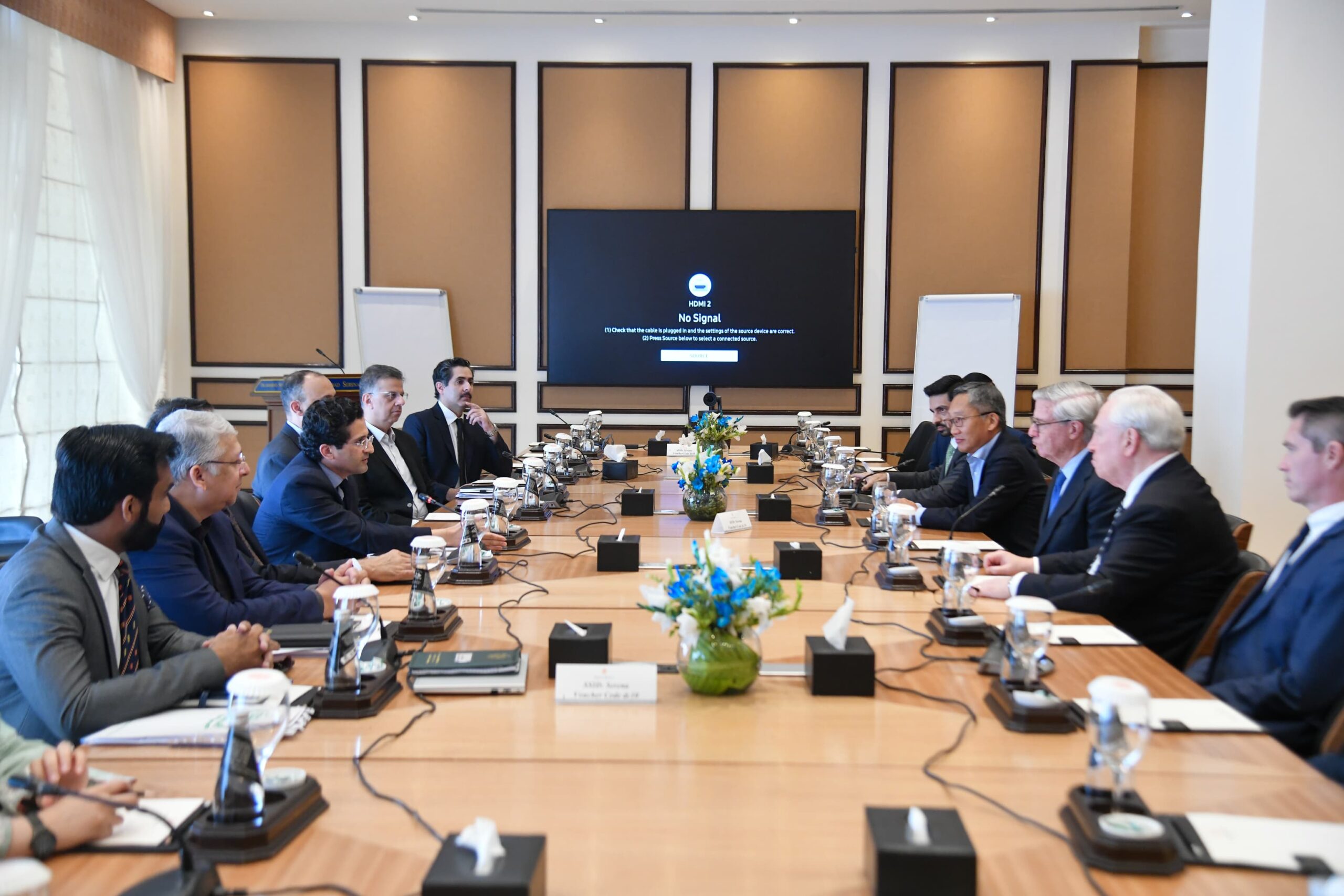 Ali Pervaiz Malik Meets Barrick Chairman John L. Thornton; Both Sides Agree to Maintain Close Coordination on Reko Diq Project