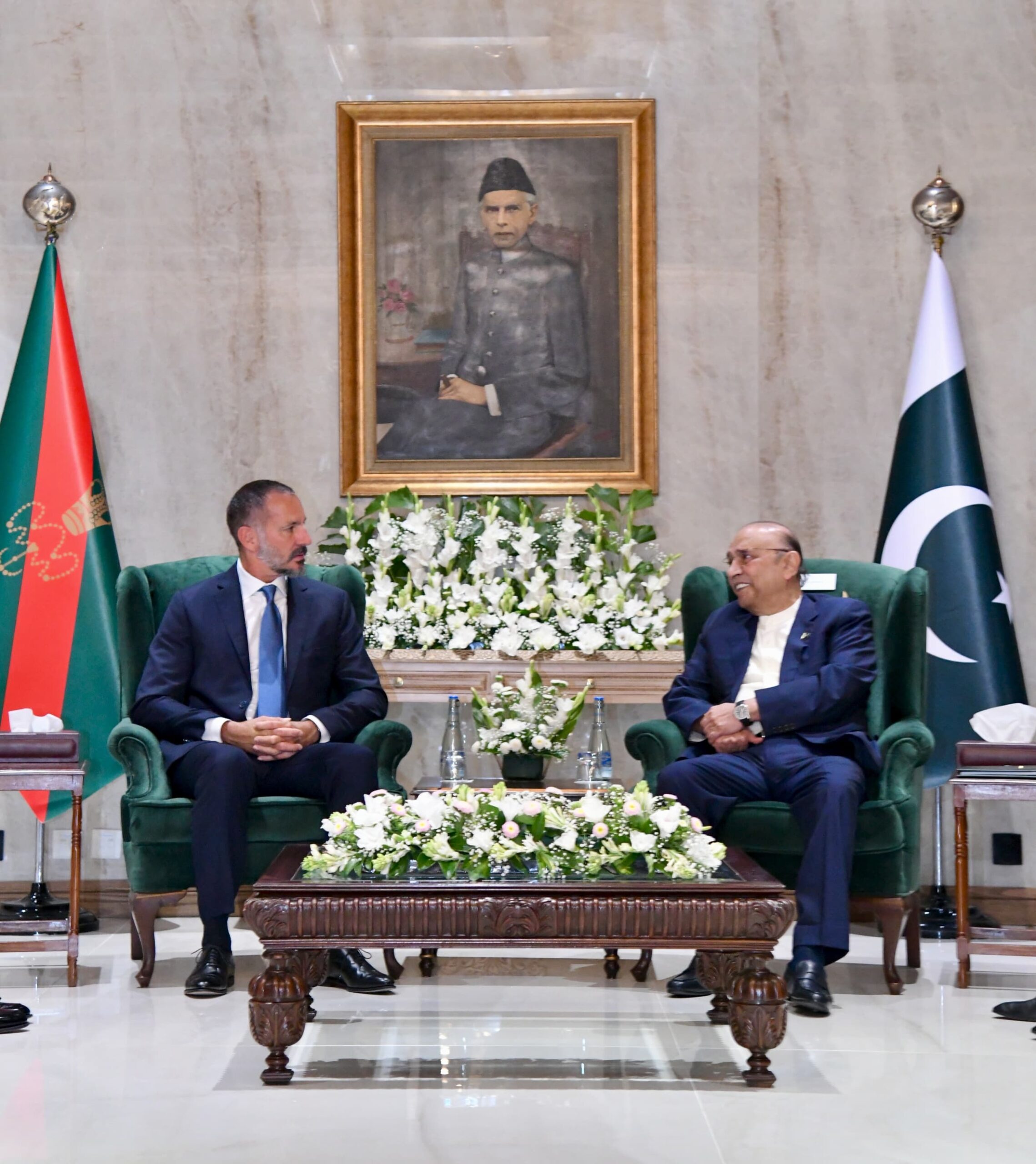President Asif Ali Zardari receives Prince Rahim Aga Khan V