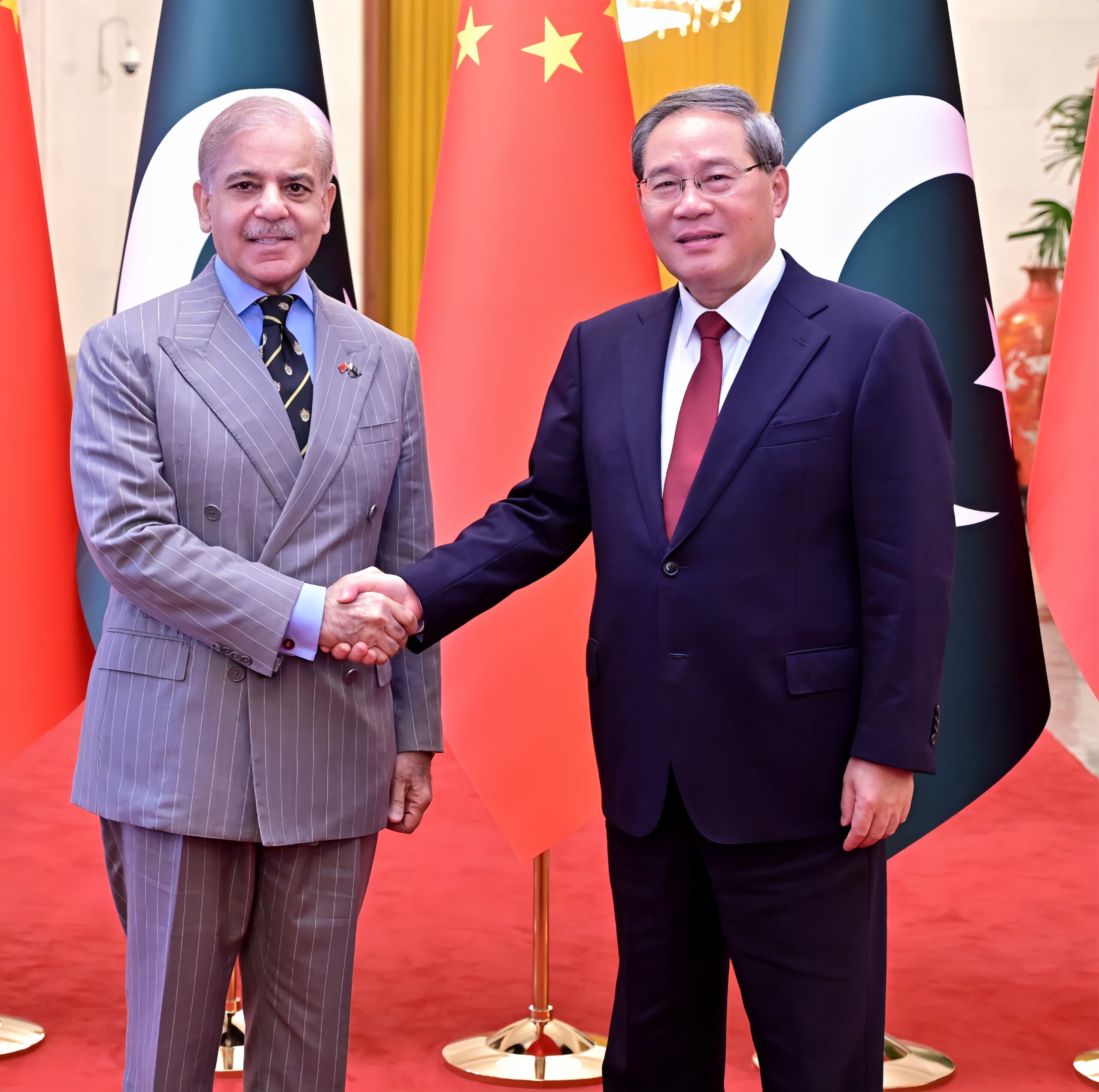 PM tells Li: Significant ground covered in US-Iran mediation, situation moving in right direction
