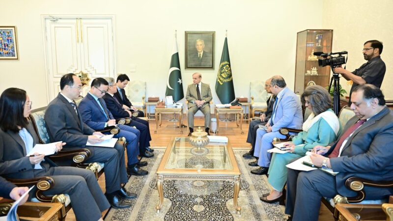Pakistan, China Push for Faster CPEC 2.0 Implementation as PM Shehbaz Meets Chinese Envoy