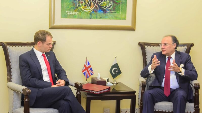 Finance Minister, UK Minister Discuss Regional Developments, Economic Outlook and Pakistan’s Reform Agenda