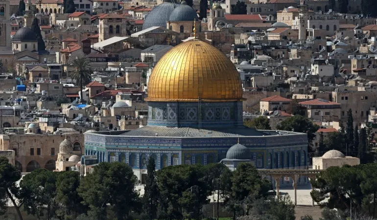 Eight Arab-Islamic States, Including Pakistan, Condemn Israeli Escalation at Al-Aqsa Mosque