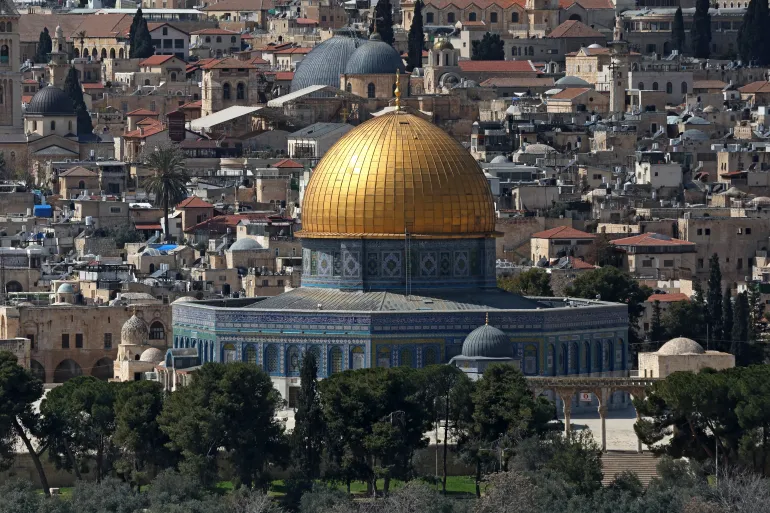 Eight Arab-Islamic States, Including Pakistan, Condemn Israeli Escalation at Al-Aqsa Mosque