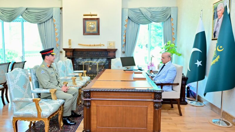 PM Promotes Lt Gen Aamer Raza to Four-Star General, Appoints Him Commander National Strategic Command