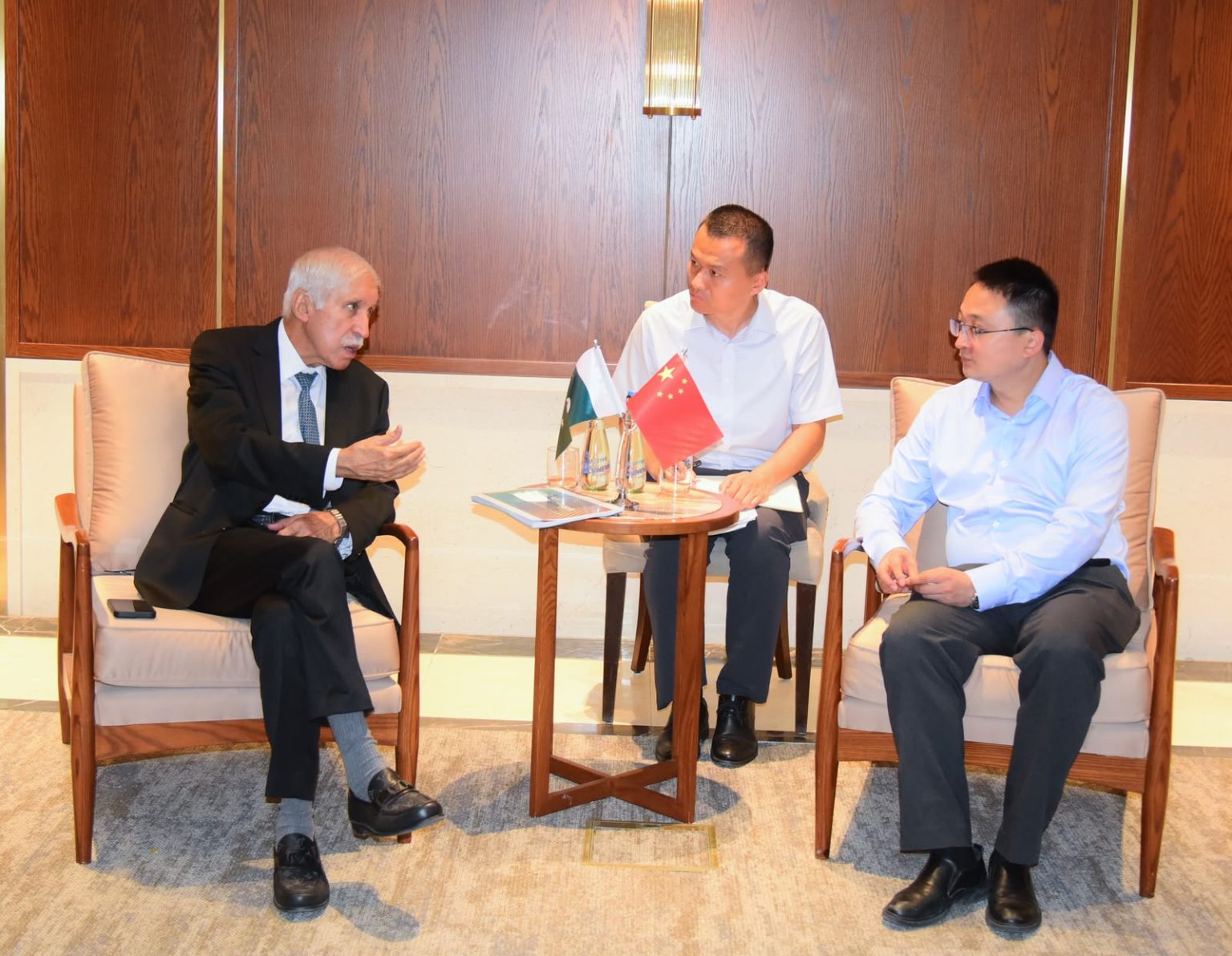 Federal Minister Qaiser Ahmed Sheikh Engages Shandong Hi-Speed Group Delegation at Pakistan–China B2B Conference