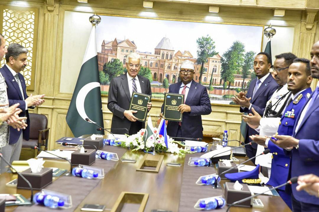 Pakistan, Somalia Ink Defence Cooperation MoU