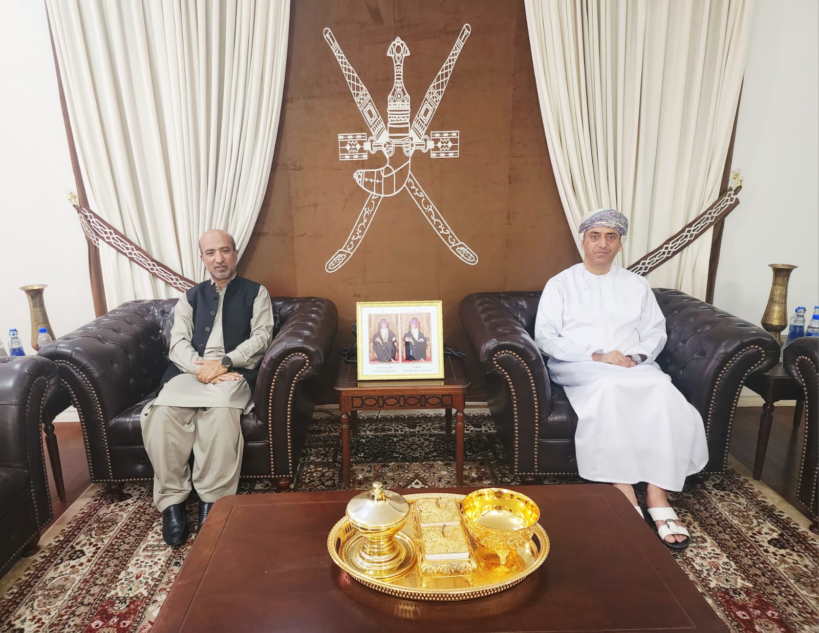 Pakistan, Oman Discuss Sister-Port Agreement, Direct Gwadar-Sohar Connectivity