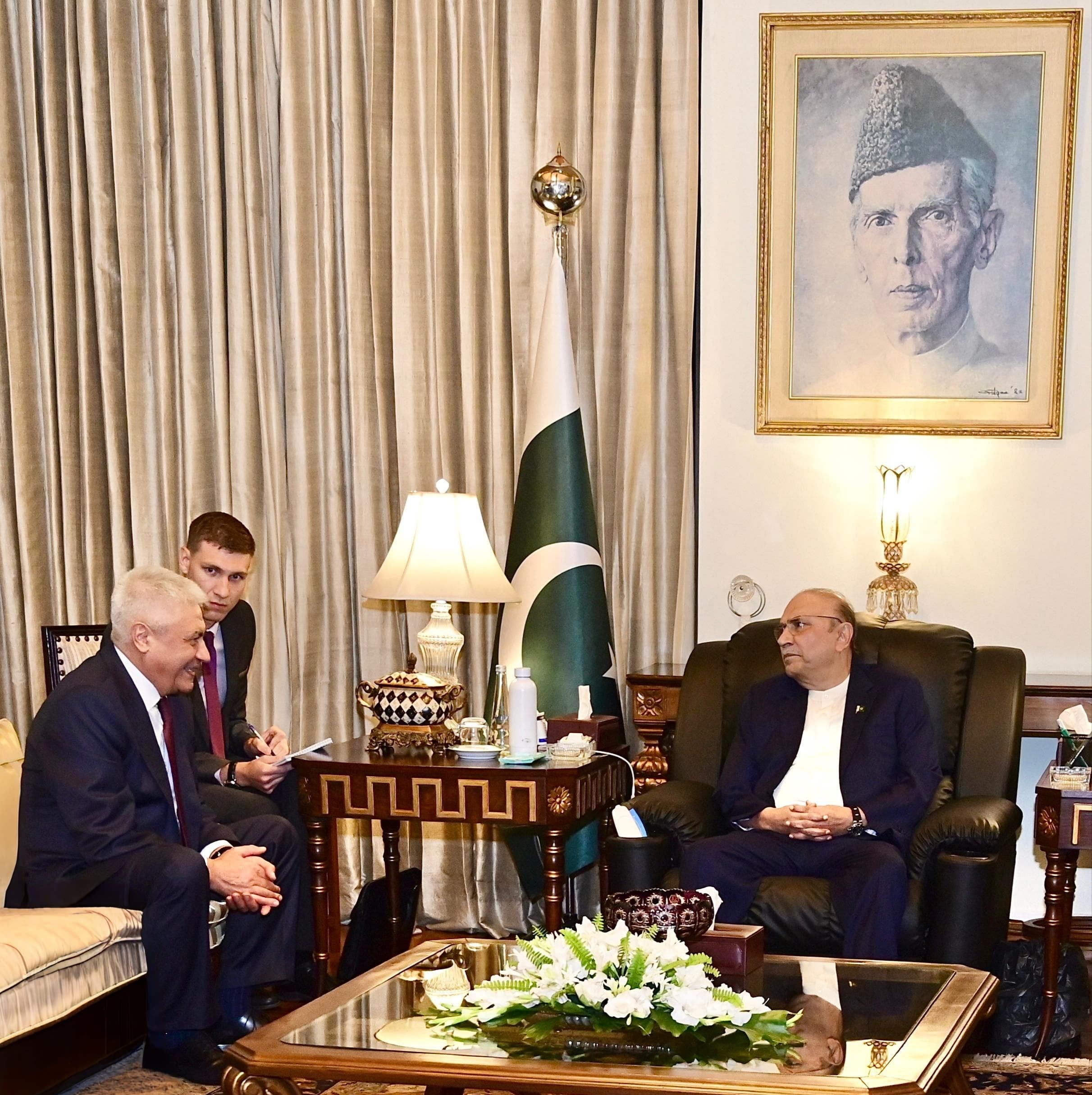 President Zardari Calls for Stronger Pakistan-Russia Cooperation in Trade, Energy, Connectivity and Security